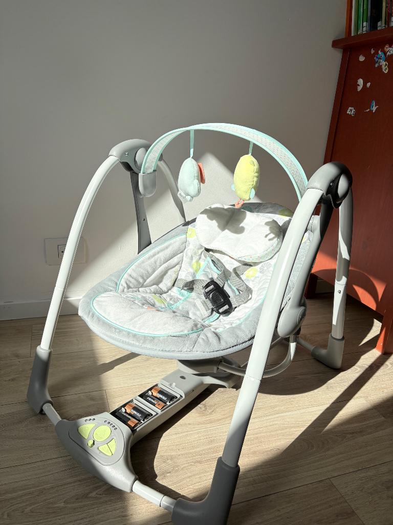 Schommelstoel baby, Kinderen en Baby's, Wipstoeltjes, Gebruikt, Schommelstoel, Met gordel(s) of riempje(s), Ophalen