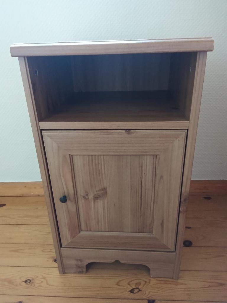 Nachtkastje, Huis en Inrichting, Slaapkamer | Nachtkastjes, Ophalen, Zo goed als nieuw, Hout