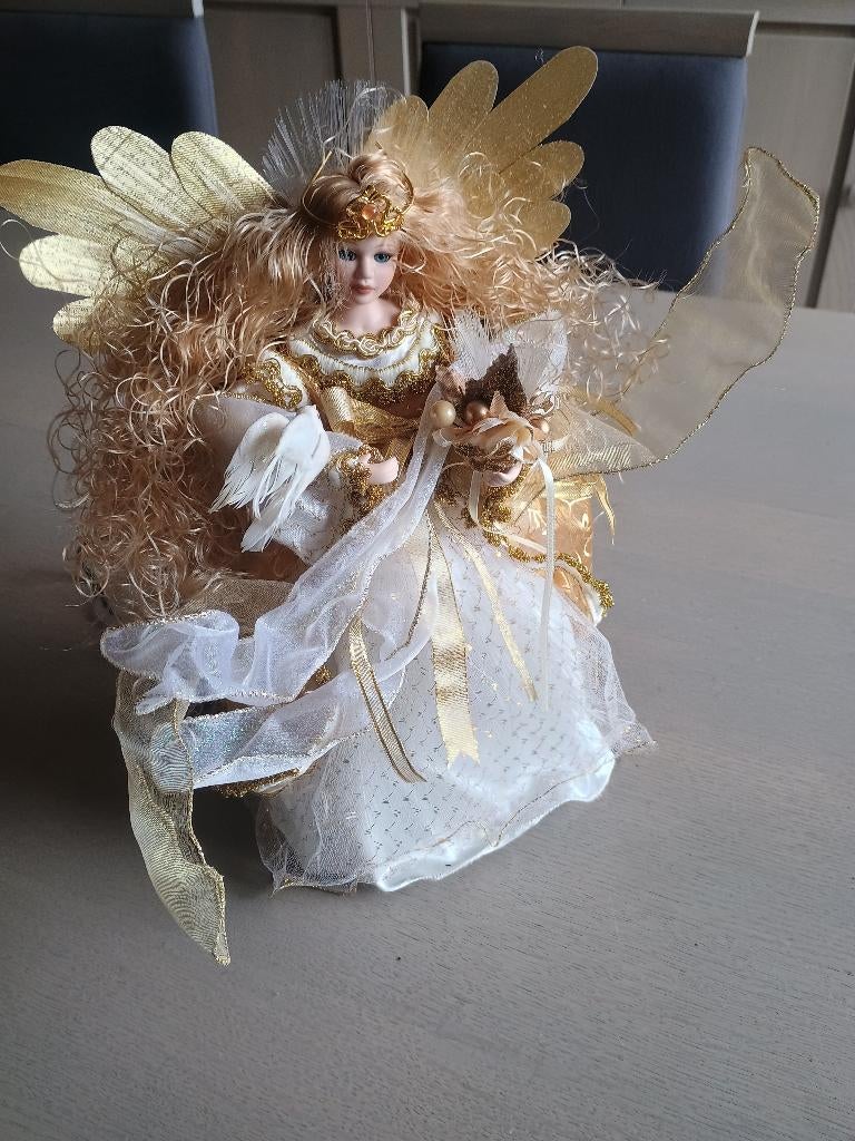 Pop porselein engel op voet met verlichting, Envoi, Poupée