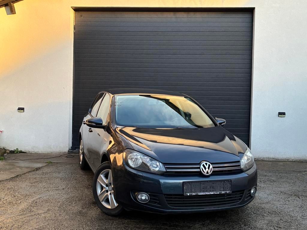 Volkswagen golf 1.4 essence tres propre!!, Autos, Volkswagen, Euro 5, Achat, Boîte manuelle, Entretenue par le concessionnaire