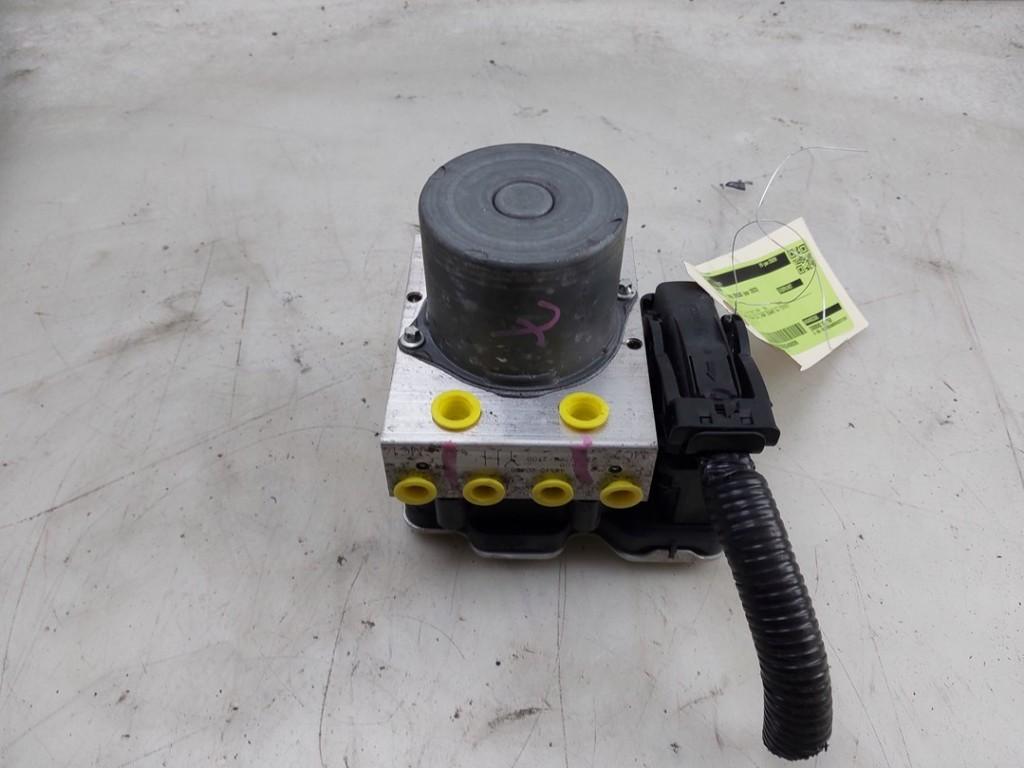 ABS POMP Yaris Cross (PB1 / PJ1) (|440500DJ50|445400D360|), Gebruikt, Kundenbetreuung@toyota.de, Toyota, Toyota-Allee 2
50858  Köln, DE