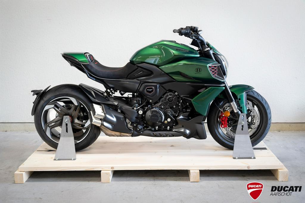 Ducati Diavel V4 Bentley (new), Motoren, Motoren | Ducati, Bedrijf, Ophalen