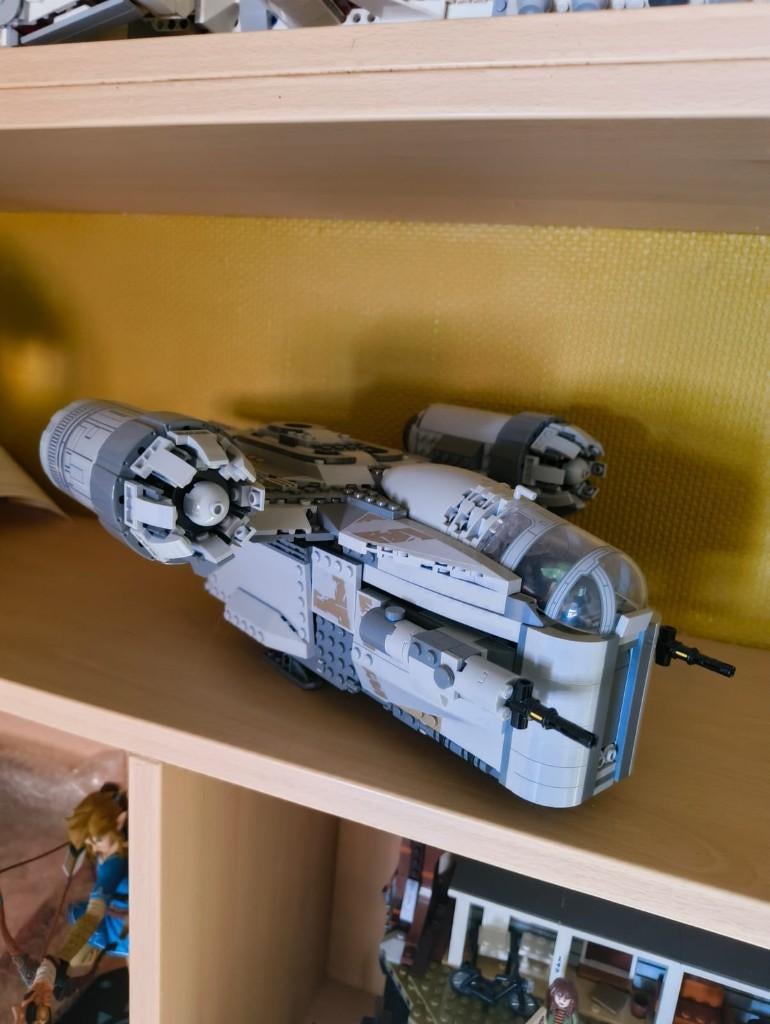 75292: Razor Crest, Ophalen, Zo goed als nieuw, Complete set, Lego