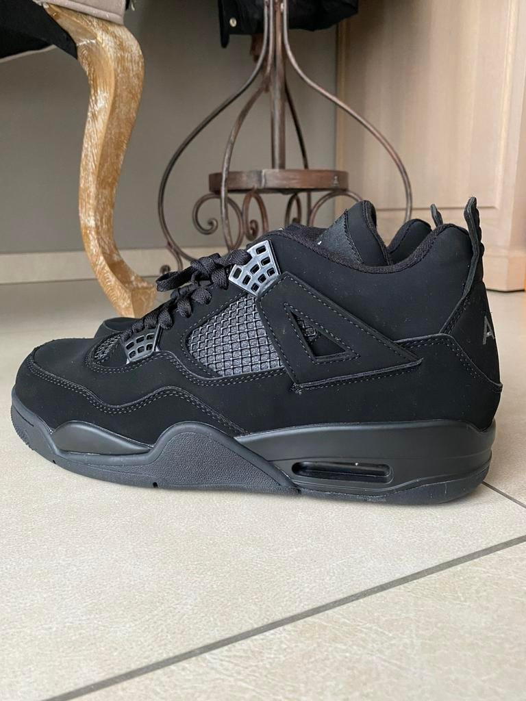 Chaussures noires T44 - US10 neuves, Vêtements | Femmes, Chaussures, Neuf, Enlèvement ou Envoi, Sans marque, Sneakers et Baskets