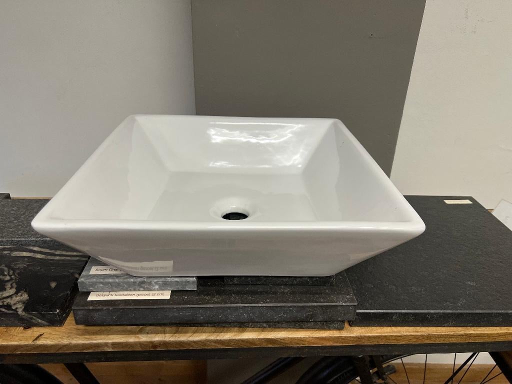 Diverse waskommen met hoge korting, Doe-het-zelf en Bouw, Ophalen, Nieuw, Steen, Overige typen