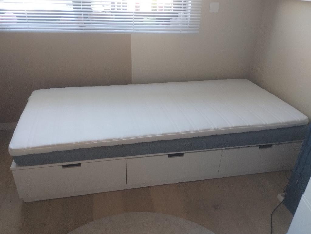 Ikea NORDLI bed + matras+ topmatras 90x200, Huis en Inrichting, Slaapkamer | Bedden, Gebruikt, Eenpersoons, 90 cm, 200 cm, Wit