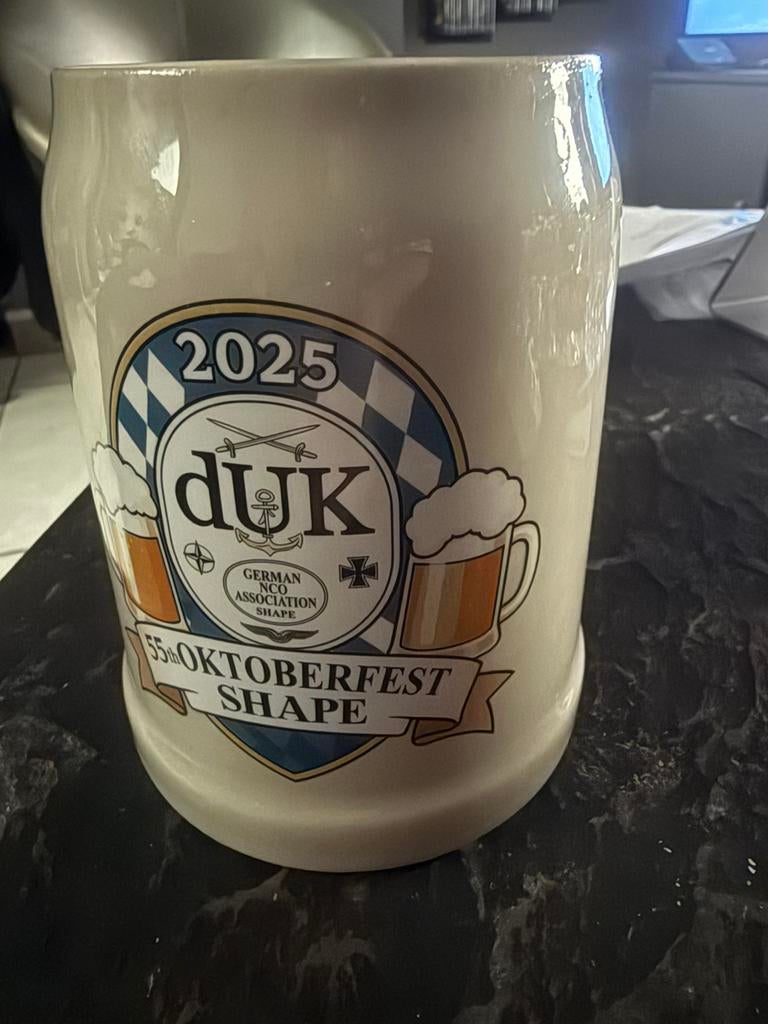 Mug allemande Oktoberfest 2025, Ophalen, Nieuw, Bierglas