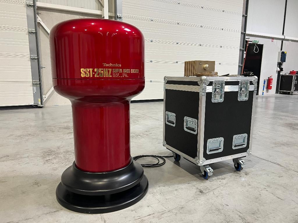 Technics SST-25HZ Super Bass Exciter + SST-150WT Amp, Overige merken, Gebruikt, Subwoofer, Ophalen of Verzenden
