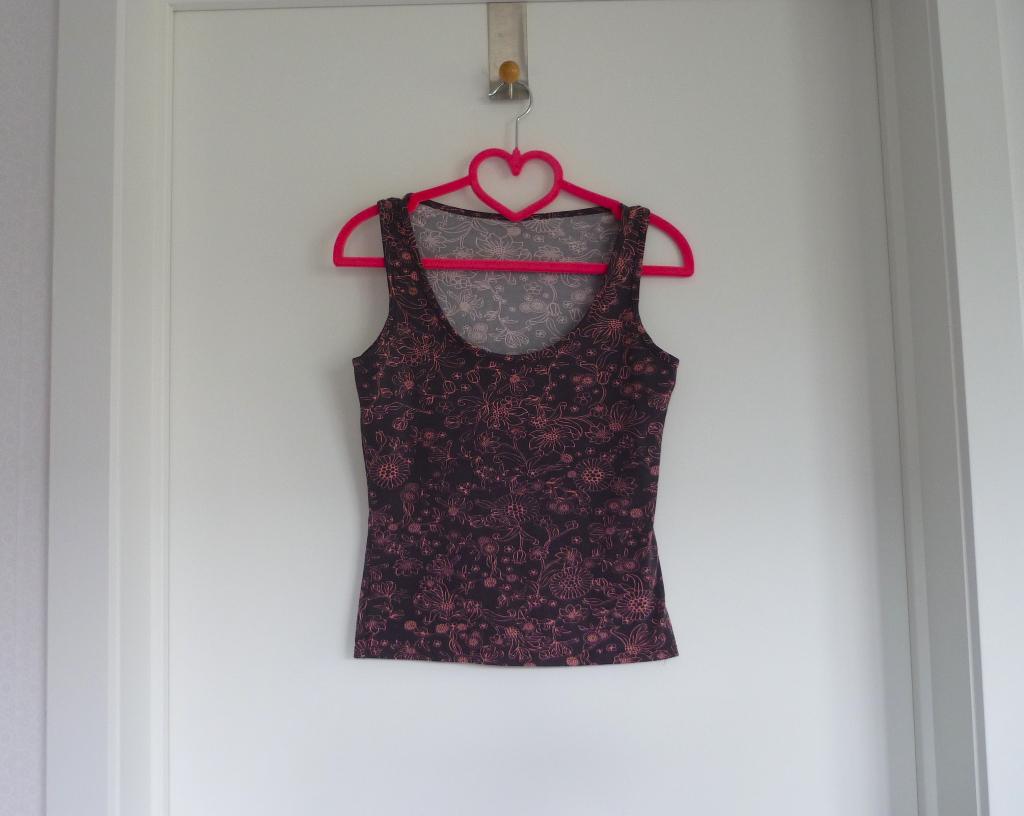 Taupe roze bloemen gladde top Maat XS-S, Kleding | Dames, Topjes, Maat 34 (XS) of kleiner, Roze, Ophalen of Verzenden