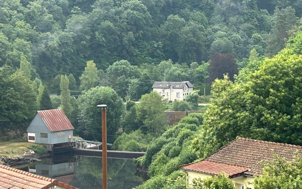 vakantie woning of vastverblijfplaats te koop, 7 pièces, Maison individuelle, 163 m², 1500 m² ou plus