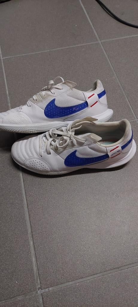 Nike street gato zaalvoetbalschoen maat 40, Enlèvement, Utilisé, Nike