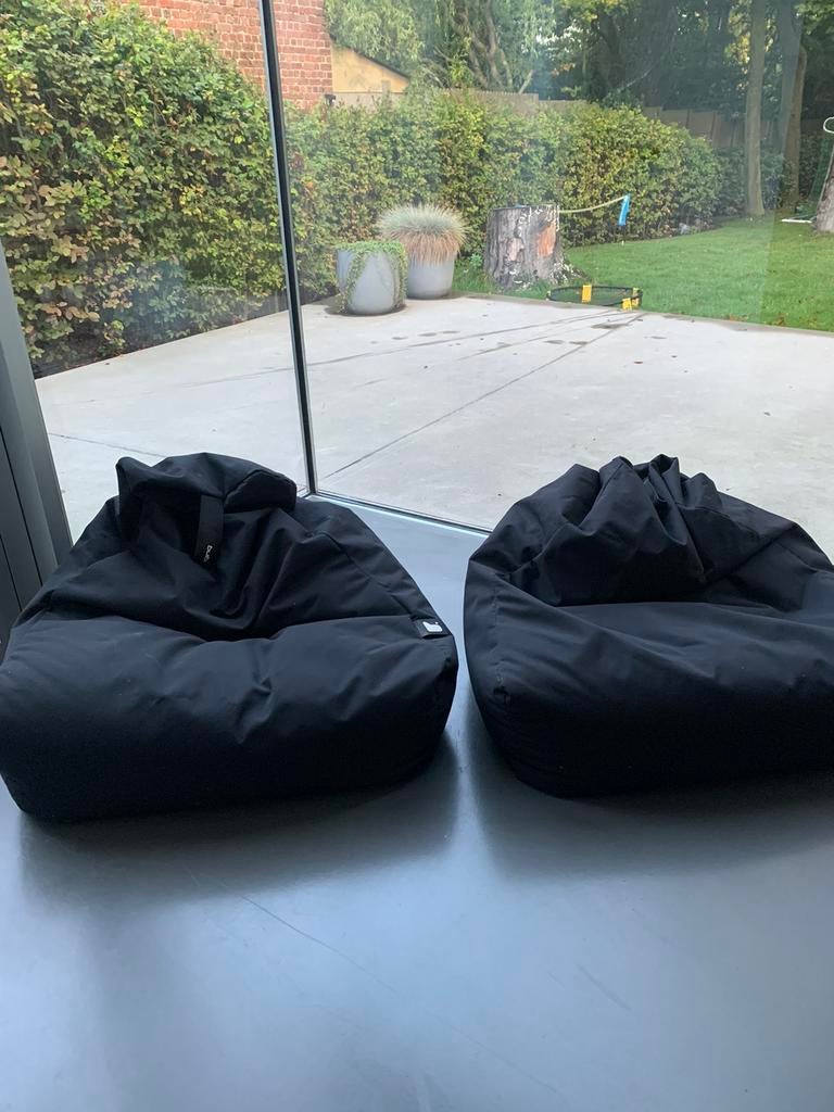 Zitzakken (2 stuks) zwart voor buiten en binnen., Huis en Inrichting, Zitzakken, Ophalen, Zo goed als nieuw, Zwart