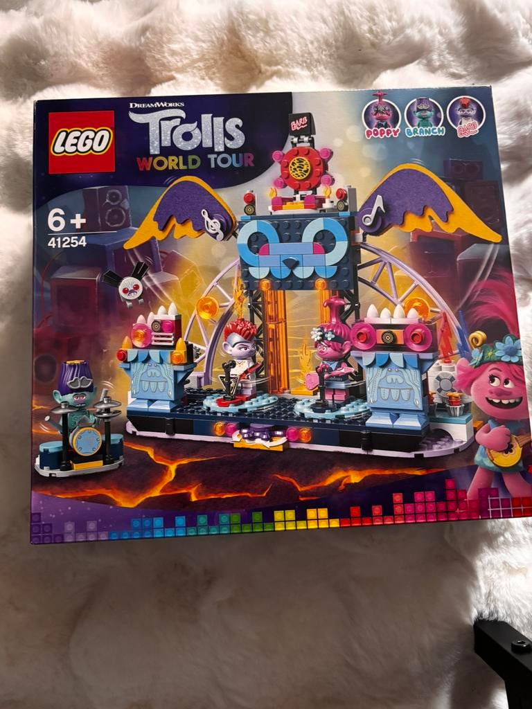 Lego 41254 Trolls Volcano Rock City geseald, Kinderen en Baby's, Speelgoed | Duplo en Lego, Nieuw, Lego, Complete set, Ophalen
