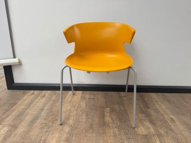 Offisit Cove stapelstoel designed by Dorigo geel, Ophalen of Verzenden