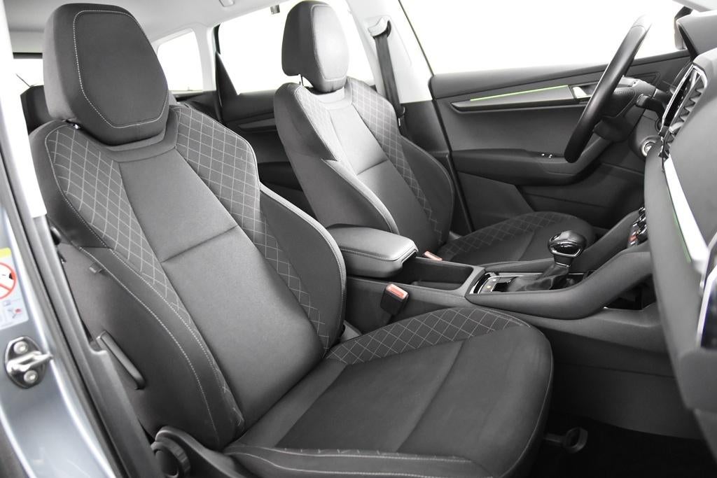 Skoda Karoq 1.5 TSi DSG *1ste Eigenaar*Navigatie*Camera*, Auto's, Skoda, Stof, 1498 cc, 4 cilinders, Bedrijf