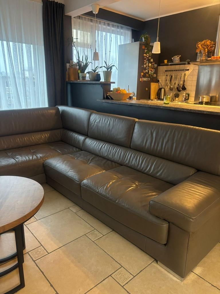 Grote leren hoekzetel met poef – goede staat, 75 à 100 cm, 300 cm ou plus, Quatre personnes ou plus, Enlèvement