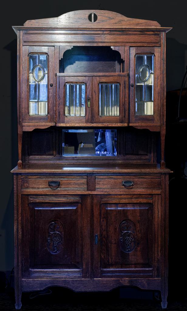 Antieke buffetkast met spiegel, Antiquités & Art, Antiquités | Meubles | Armoires, Enlèvement