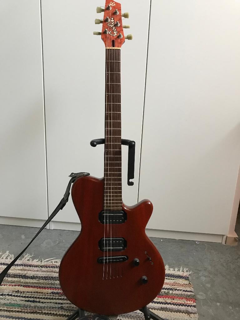 Godin LG, Ophalen