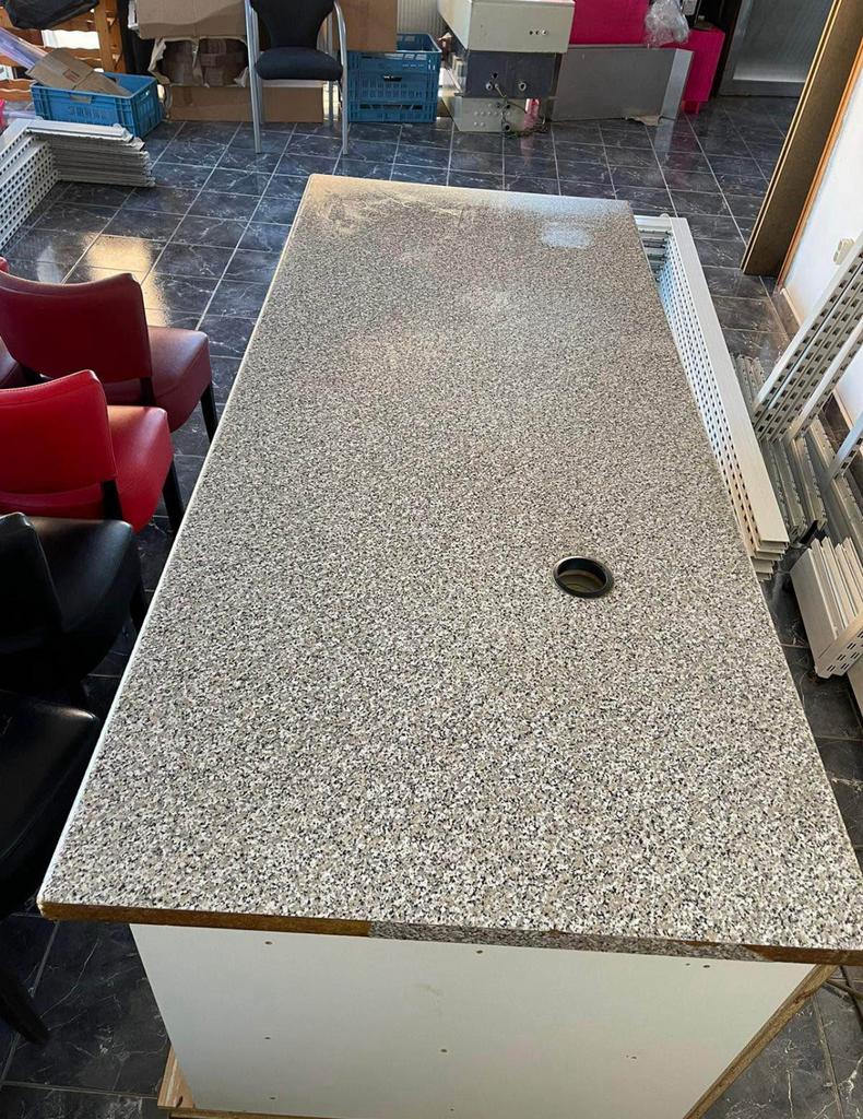 Winkeltoog €380, Ophalen of Verzenden