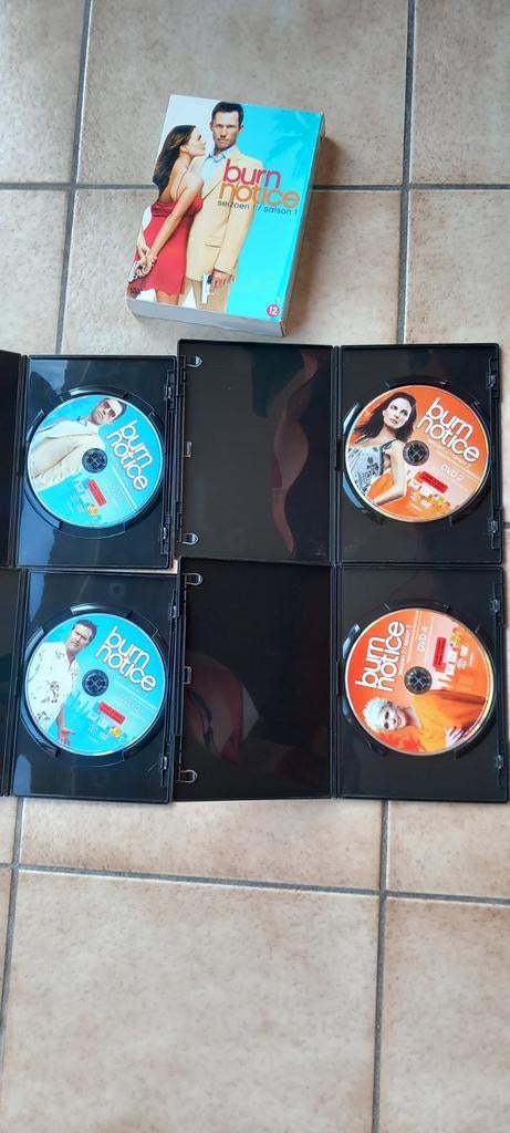 Burn Notice saison 1, Enlèvement ou Envoi, Comme neuf