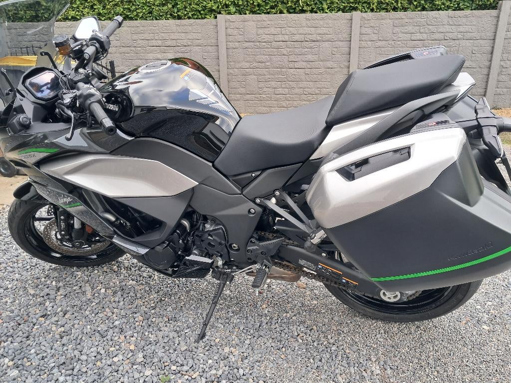 Kawasaki ninja 1000 sx tourer