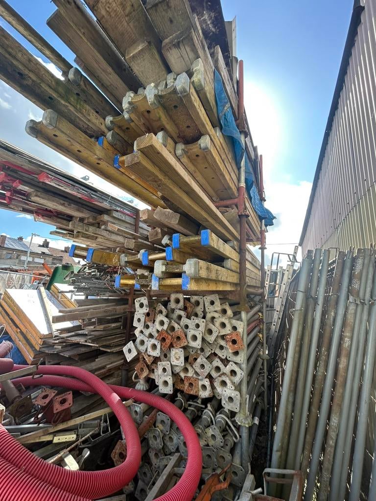 Bretelles Galva 1,6 m et haute pression PERI 35 €/pièce, Bricolage & Construction, Enlèvement, Utilisé