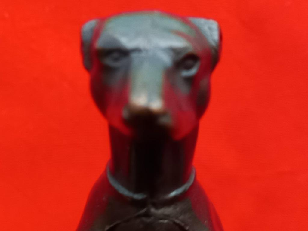Bronzen gesculpteerd beeldje  Whippet/Greyhound, Ophalen of Verzenden, Brons