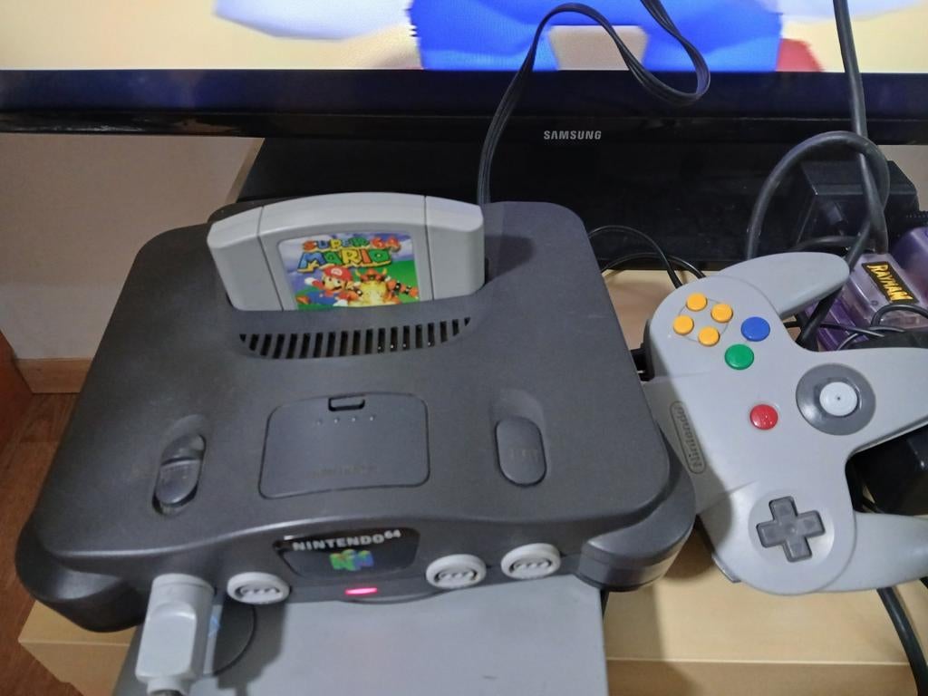 Console N64 avec Mario 64!, Consoles de jeu & Jeux vidéo, Enlèvement ou Envoi, Utilisé