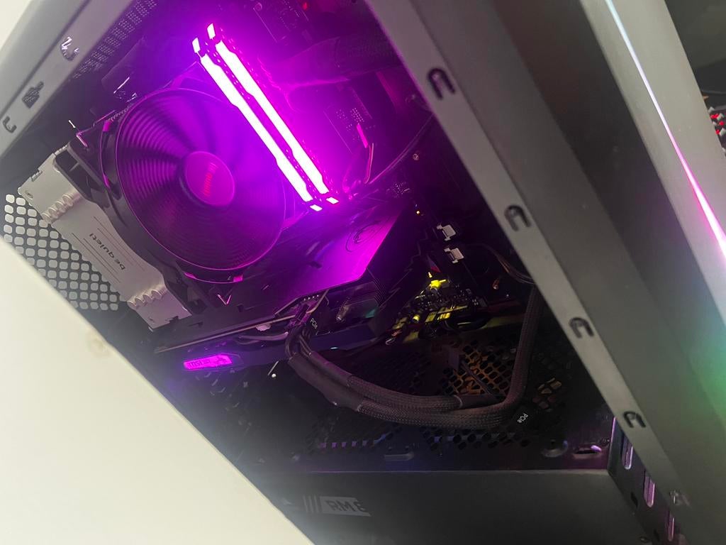 PC te koop., HDD, 32 GB, Zo goed als nieuw, Gaming