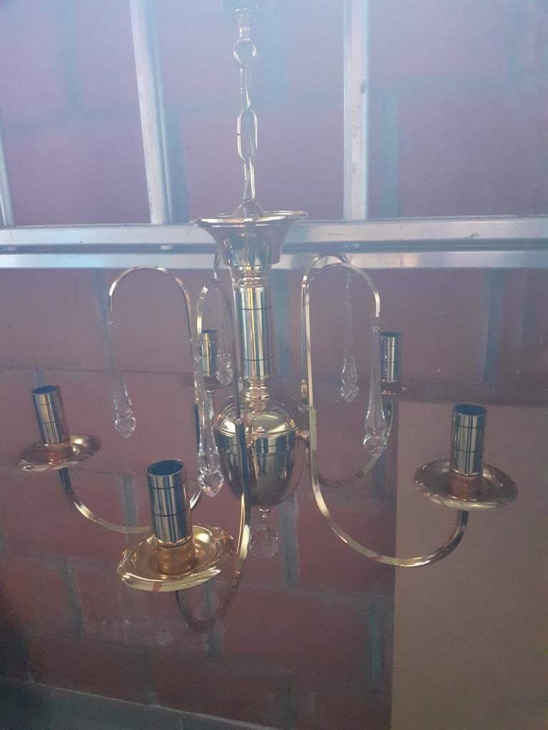 Kroonluchter bladgoud, Ophalen