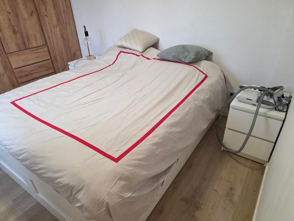 2 persoonsbed met 2 nachtkastjes te koop., Huis en Inrichting, Slaapkamer | Complete slaapkamers, Ophalen