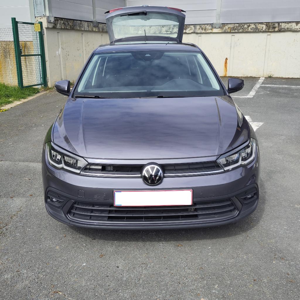 Volkswagen Polo Life 1.0 TSI DSG 95ch 06/2024 23300 km, Autos, Achat, https://public.car-pass.be/0773-9049-4153, Euro 6, Noir