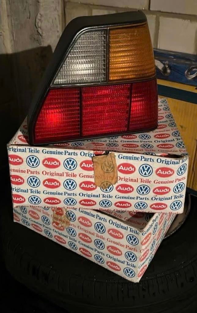 Feux arrière Golf 2 Hella d'origine - État neuf, Auto-onderdelen, Ophalen