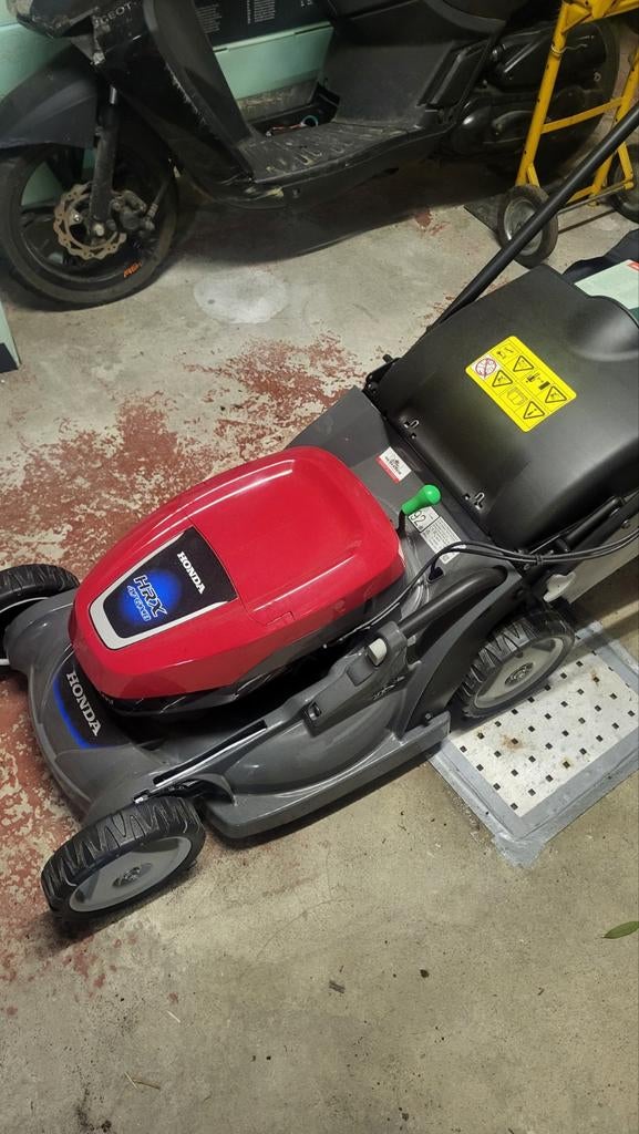 Honda hrx 476 xb (accu grasmaaier), Ophalen