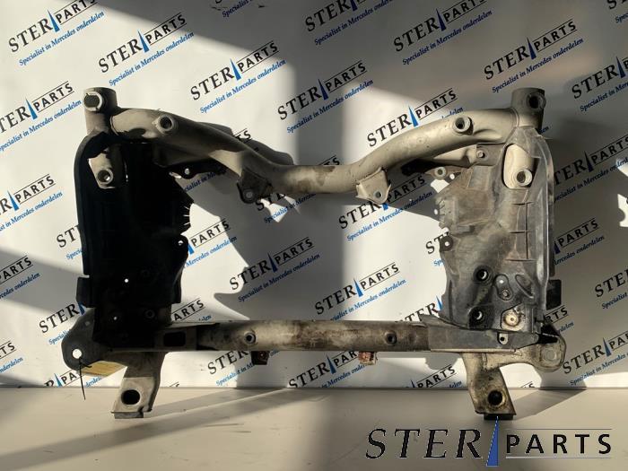 Subframe van een Mercedes E-Klasse, Gebruikt, -, Ophalen of Verzenden, -