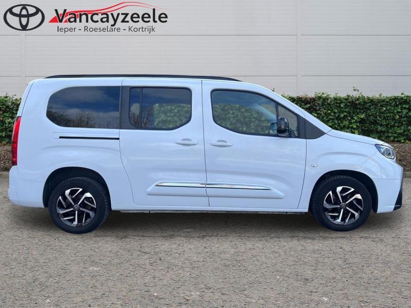 Toyota ProAce City Verso LWB Family 7pl+cam+gps+sens V+A+das, Auto's, Toyota, Monovolume, ProAce, Wit, 130 pk