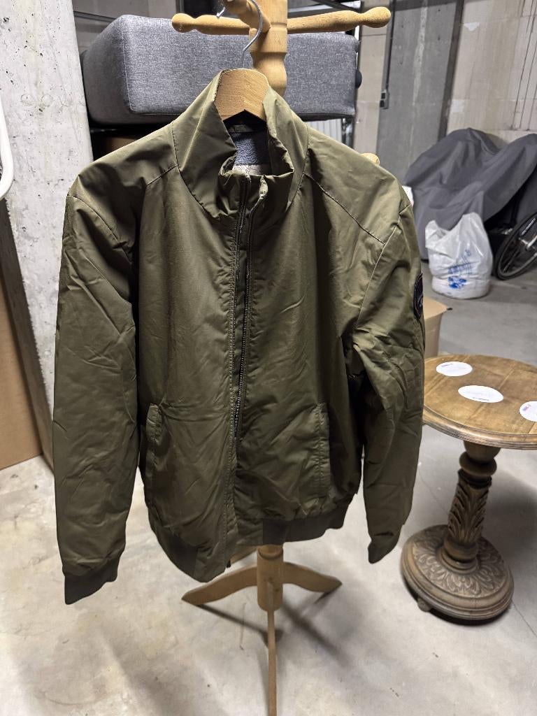 Veste Napapijri homme kaki doublée polaire – très chaude, Vêtements | Hommes, Autres couleurs, Enlèvement, Napapijri, Porté