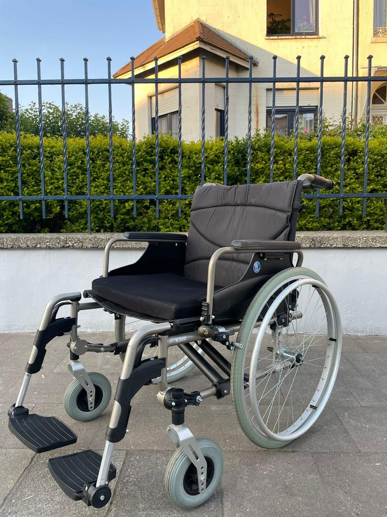 Vermeiren V 300 XXL opvouwbare rolstoel 55 cm nieuwstaat, Diversen, Rolstoelen, Ophalen of Verzenden, Inklapbaar, Zo goed als nieuw