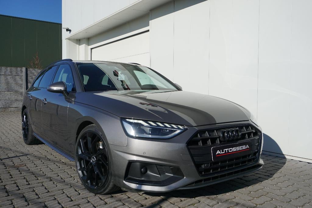 Audi A4 Avant 2.0TDi SportLine *Automaat/19"/Camera/Carpass*, USB, Bruin, A4, 5 deurs