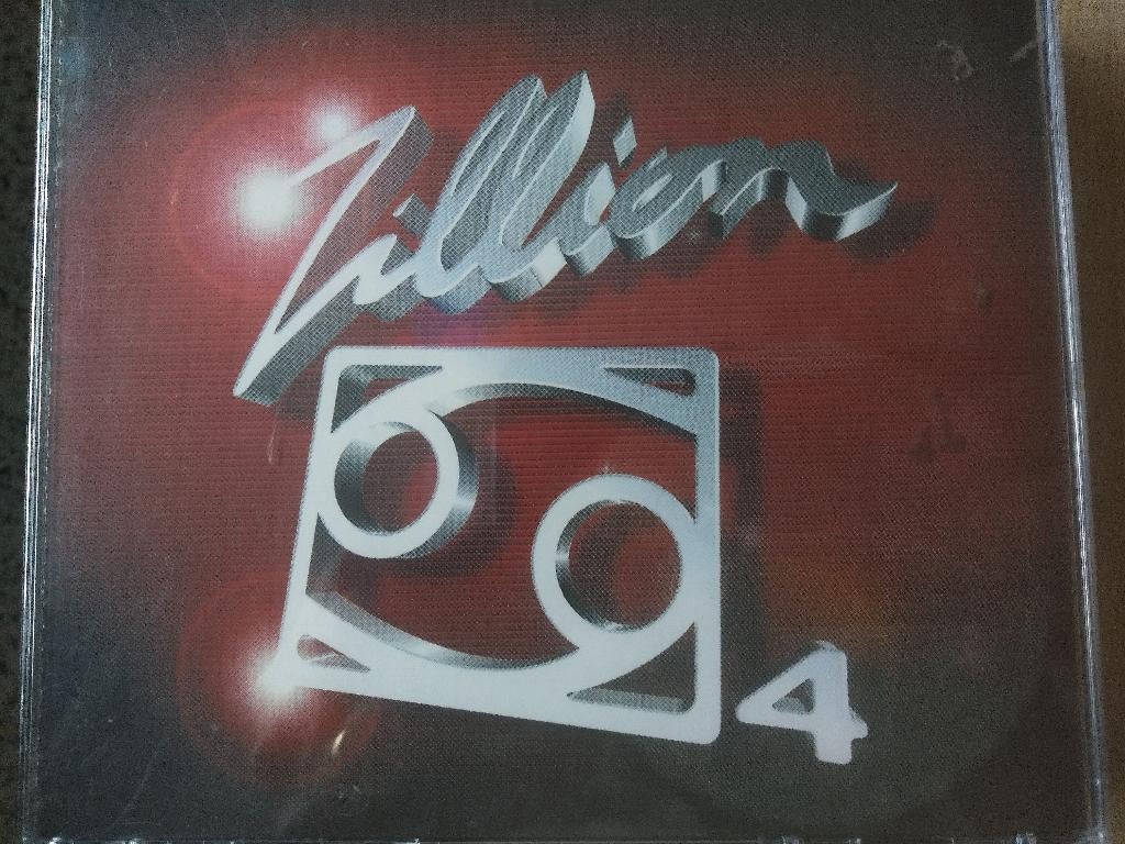 CD ZILLION 4, Ophalen of Verzenden, Zo goed als nieuw