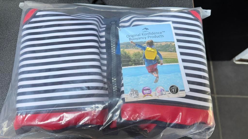 NIEUW Zwemvest van Konfidence 9-12jaar 30-60kg, Ophalen, Nieuw, Zwem-accessoire