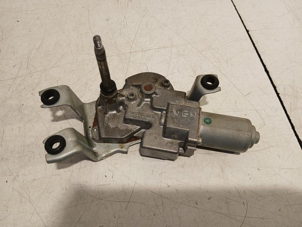 Ruitenwissermotor achter Mercedes-Benz EQ-Klasse, Onderdelen@venauto.nl, Van der Ven Autorecycling B.V., Ettenseweg 76, 4706 PB Roosendaal, The Netherlands