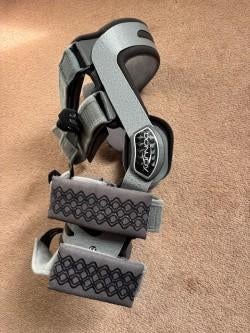Knie brace, merk Donjoy, Diversen, Braces, Ophalen, Nieuw