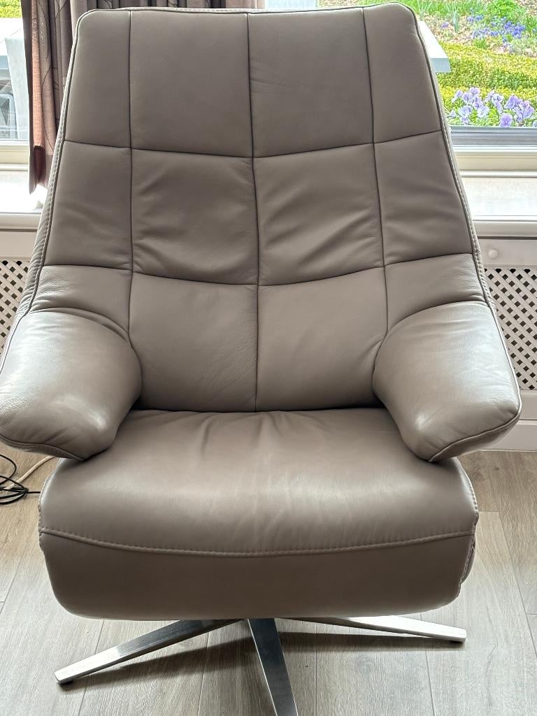 lederen relax, Huis en Inrichting, Ophalen, Moderne lederen relax, Zo goed als nieuw, 50 tot 75 cm
