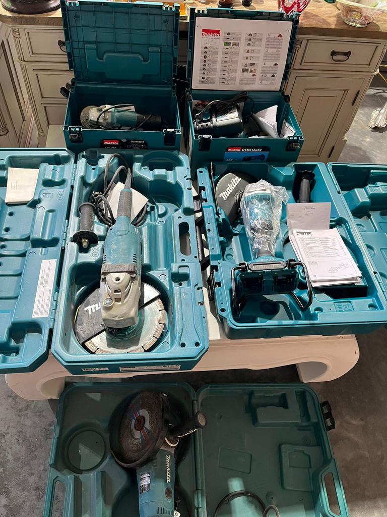 Bouw materiaal, Ophalen, Zo goed als nieuw