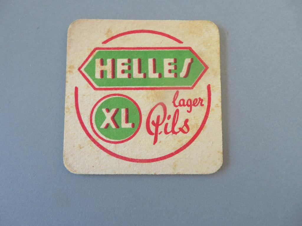 oud bierviltje Helles XL lager pils, Ophalen of Verzenden, Zo goed als nieuw, Viltje(s), Overige merken