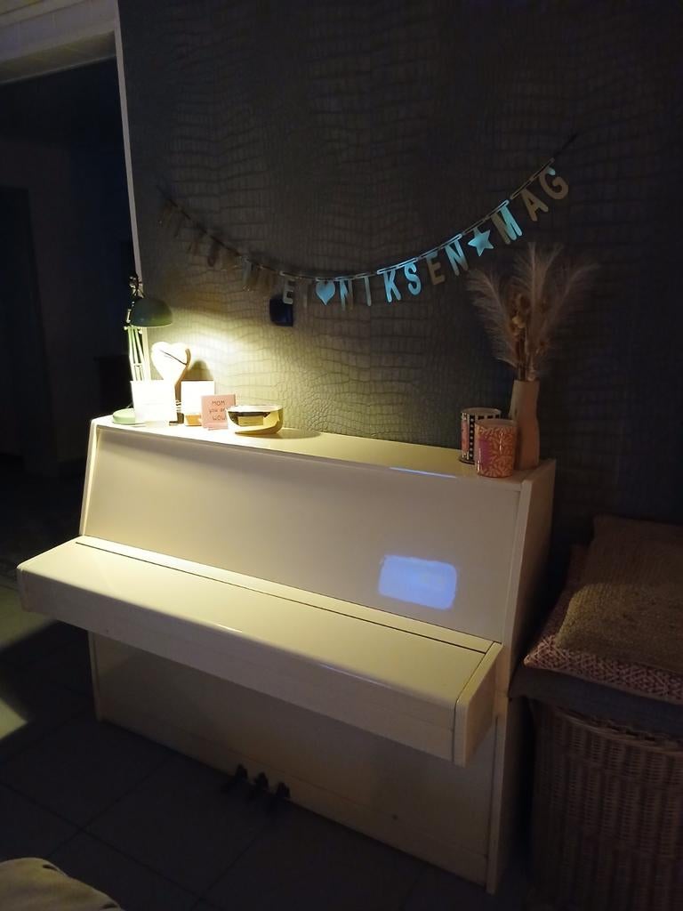 Mooie witte piano, Ophalen, Piano