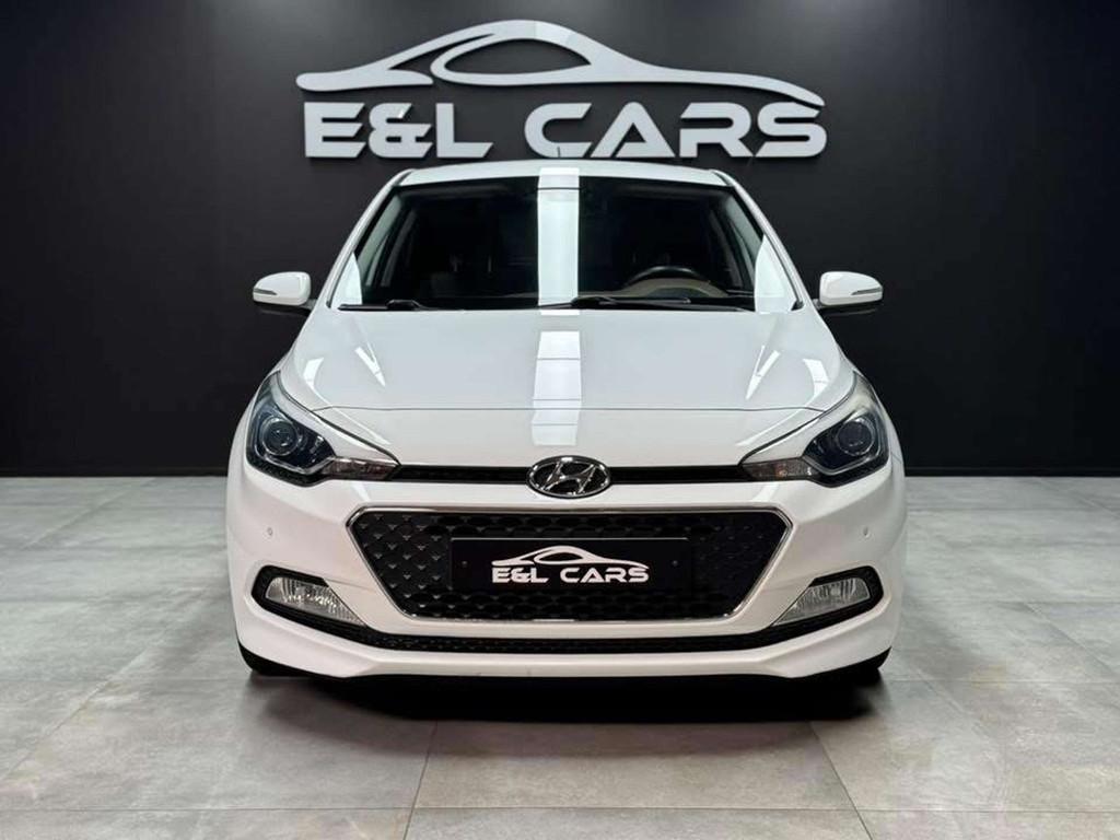 Hyundai i20 i20 1.4i *12 mois de garantie*, Autos, Achat, https://public.car-pass.be/vhr/30275e59-a4ae-44e6-92e9-2fa4ca6e70f8