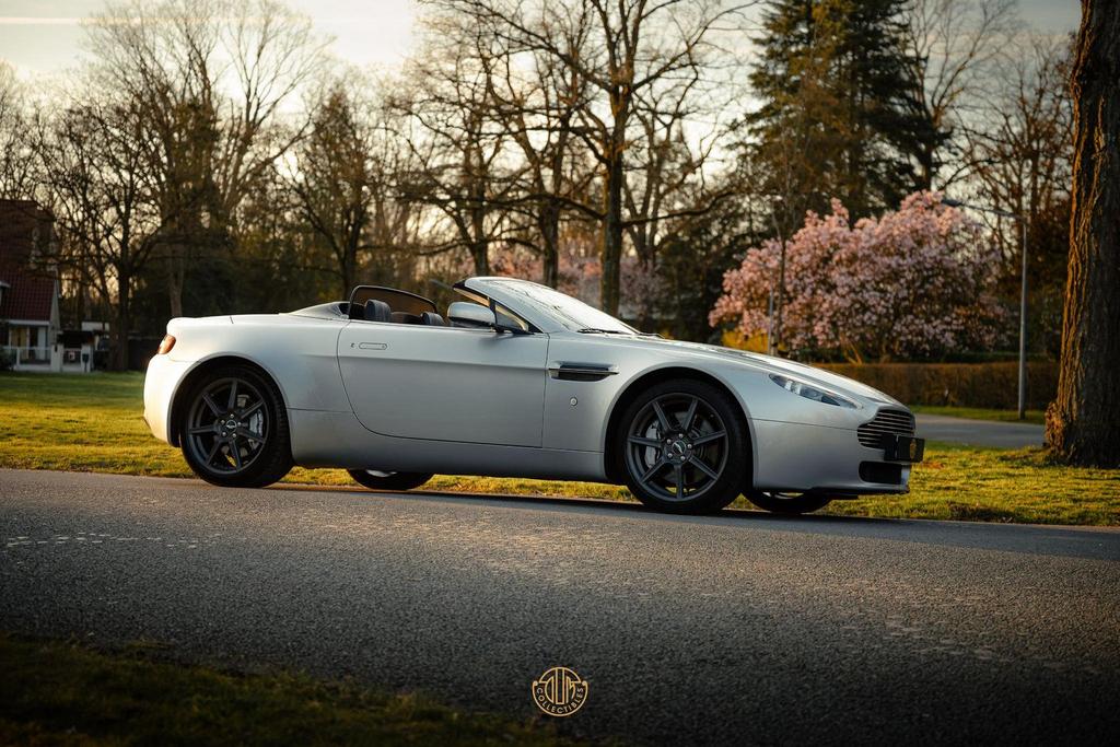 Aston Martin V8 Vantage Roadster 4.3, Auto's, Automaat, Cabriolet, Lederen bekleding, 360 g/km