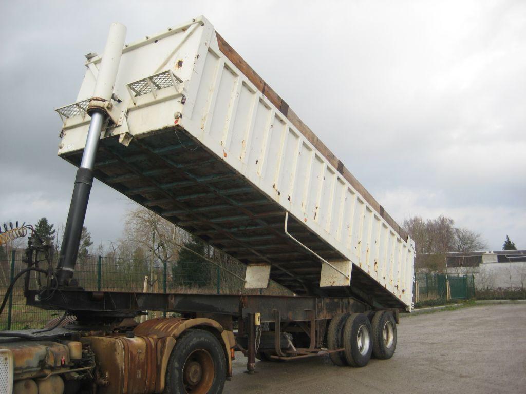 Robuste Kaiser Benne acier /lames (bj 1985), Auto's, Vrachtwagens, Overige kleuren, Overige brandstoffen, Bedrijf, Aanhangers en Opleggers